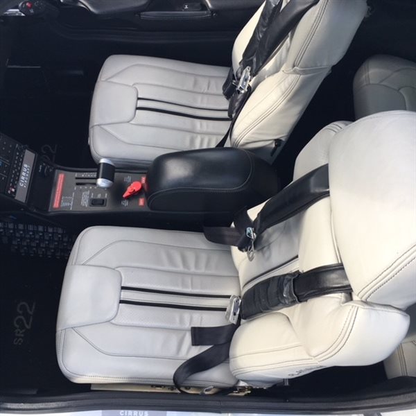 2014 Cirrus SR22 GTS Platinum