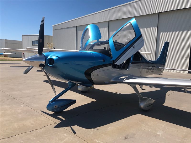 2014 Cirrus SR22 GTS Platinum 