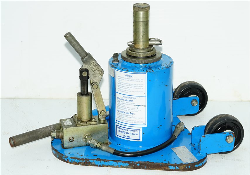 Ground Support Equipment Tronair 0205110132 5T Aircraft Main Jack