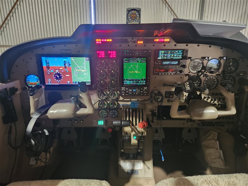 1997 Piper Seneca V Aircraft