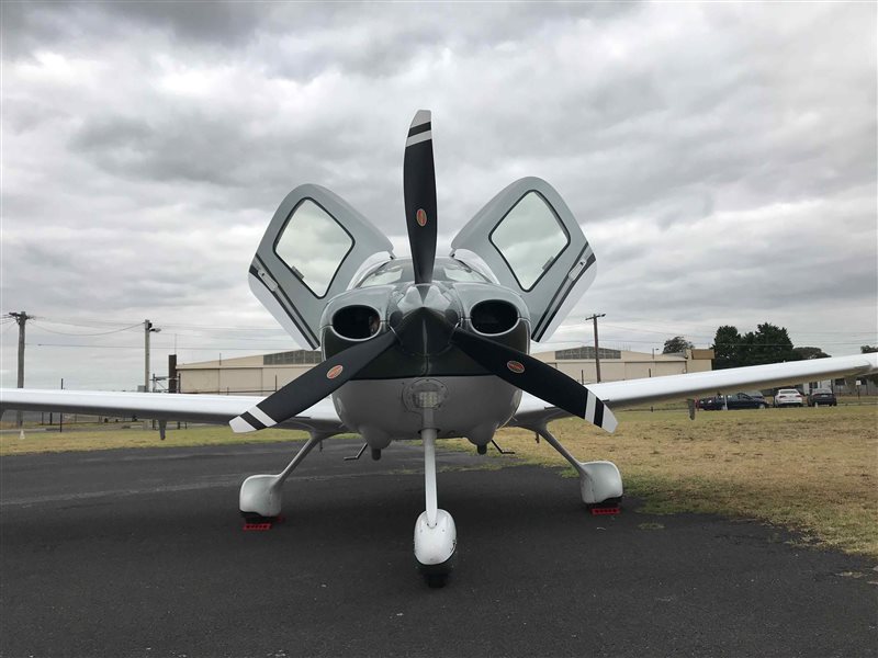 2016 Cirrus SR22 GTS