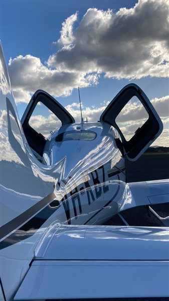 2017 Cirrus SR22 Aircraft