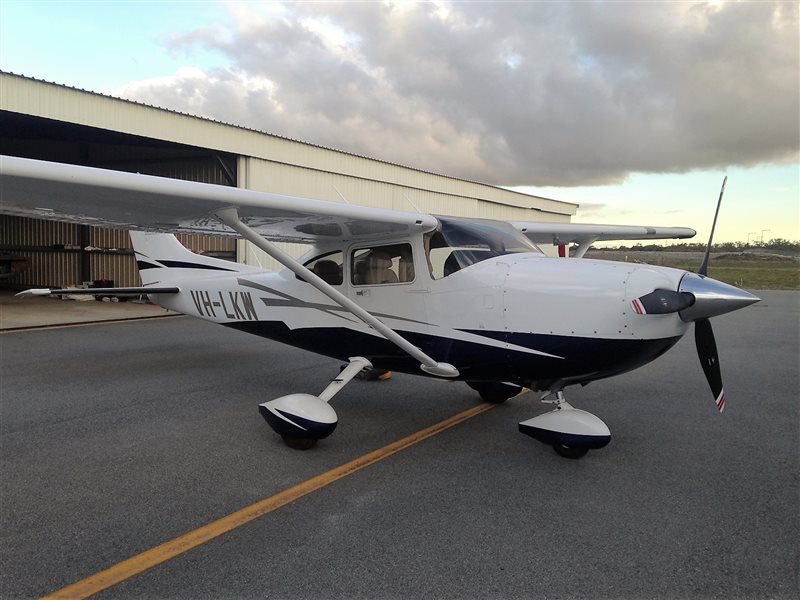 2010 Cessna 182 Skylane Model T non-turbo