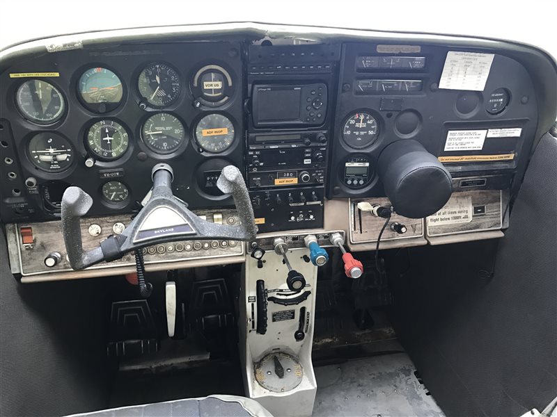 1968 Cessna 182 L