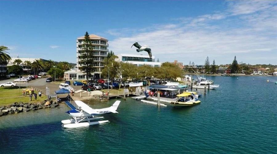 1976 Cessna 102P  on EDO 2960 floats