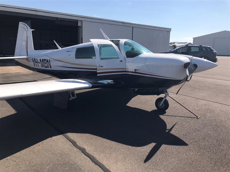 1985 Mooney Mark 20 J