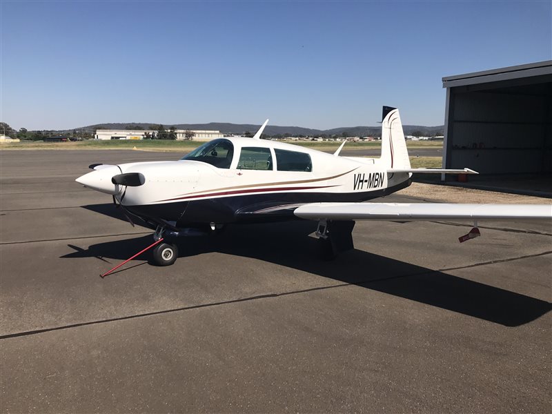 1985 Mooney Mark 20 J