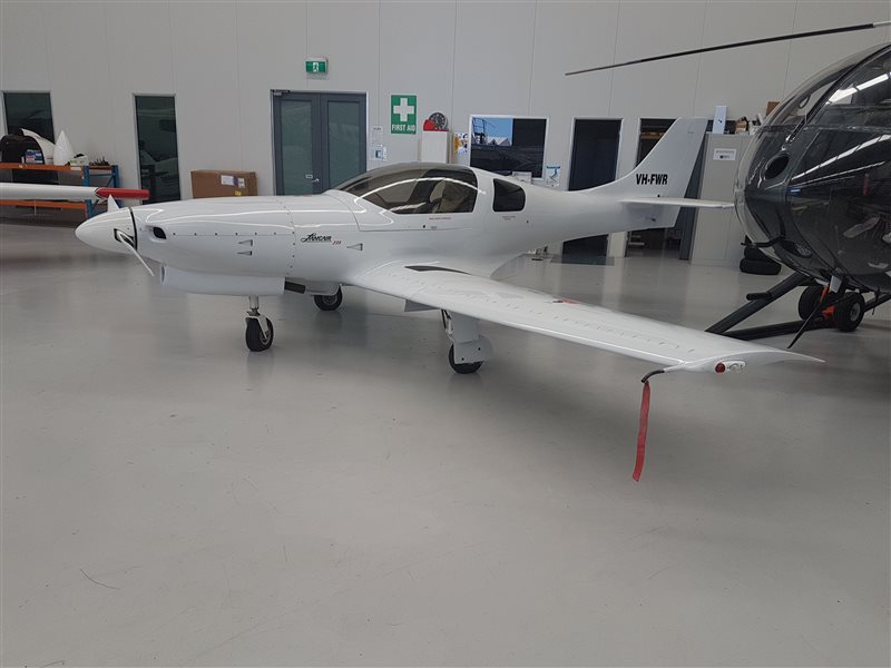 1999 Lancair 235