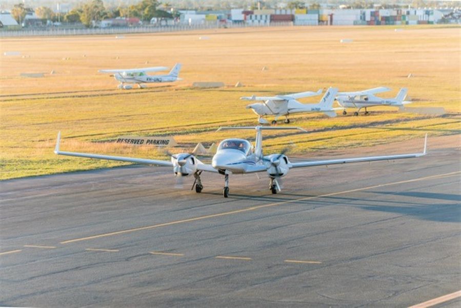 2013 Diamond DA42 V1