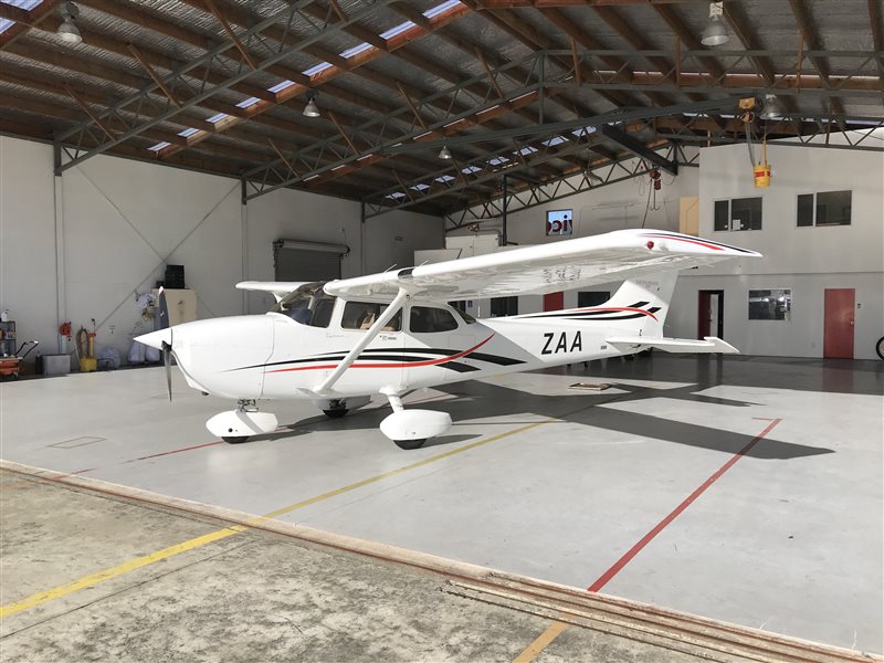 2000 Cessna 172 R