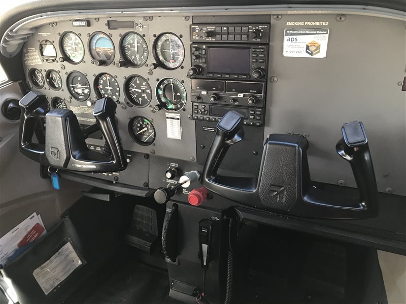 2000 Cessna 172 R