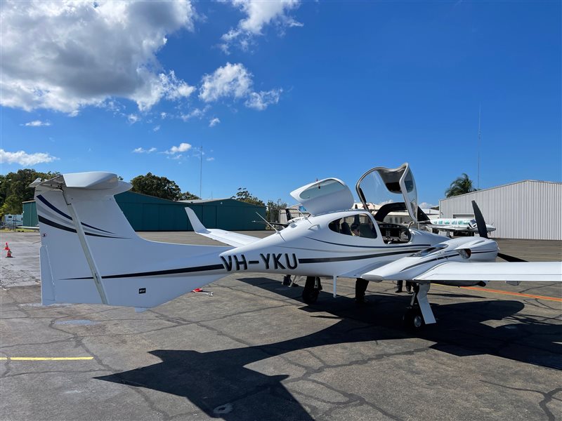 2015 Diamond DA42 V1