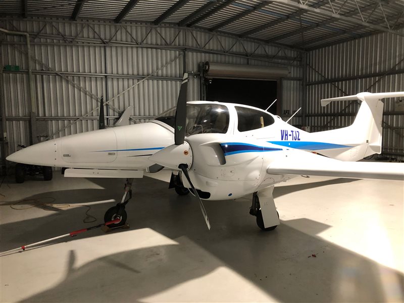 2017 Diamond DA42 V1