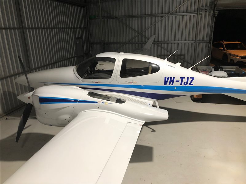 2017 Diamond DA42 V1