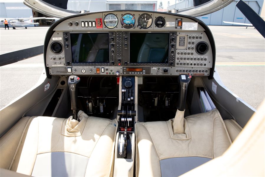 2006 Diamond DA42 TDI