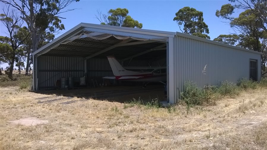 Property House, Hangar and Airstrip WA Aircraft Listing Plane Sales Australia
