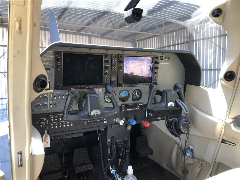 2004 Cessna 182 Aircraft