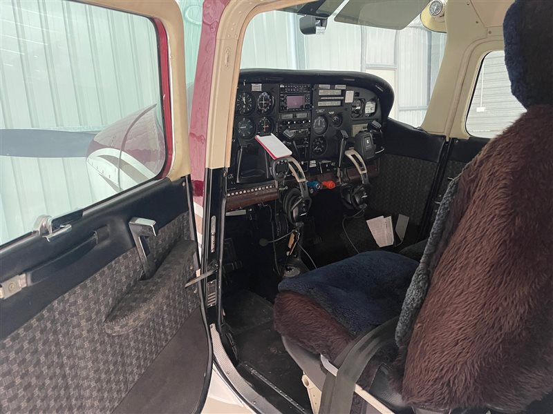 1980 Cessna 182 Skylane Aircraft