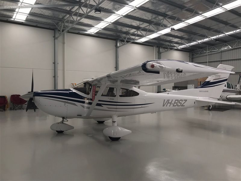 2006 Cessna 182 Skylane Aircraft