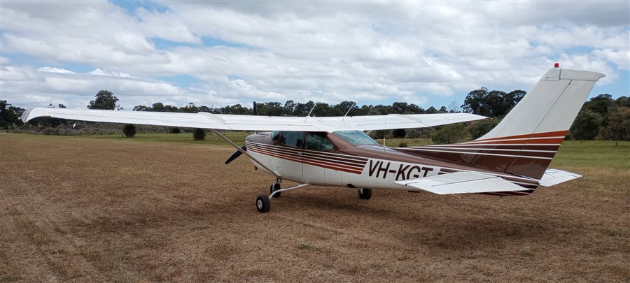 1980 Cessna TR182 Aircraft
