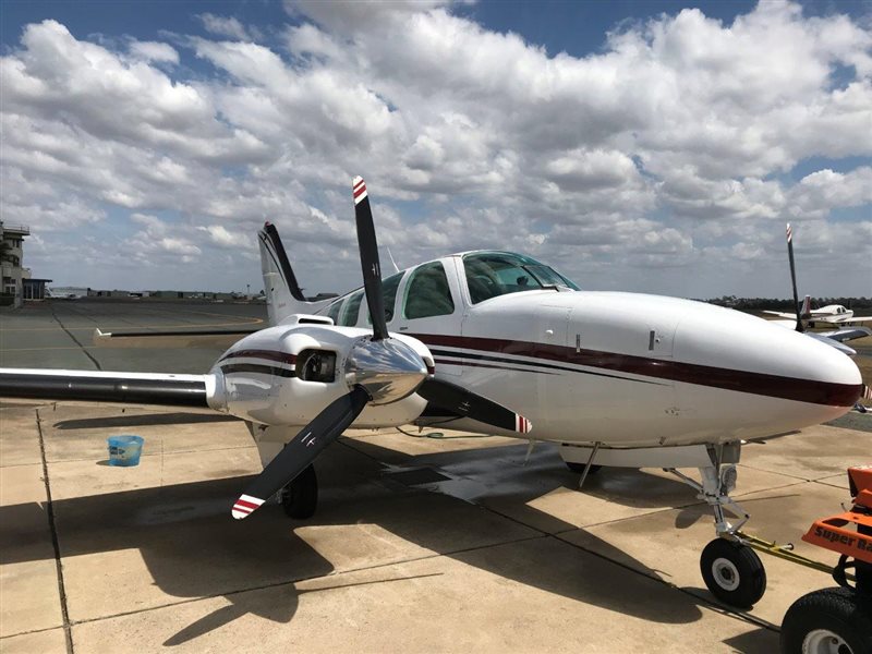 1998 Beechcraft Baron B58 Aircraft