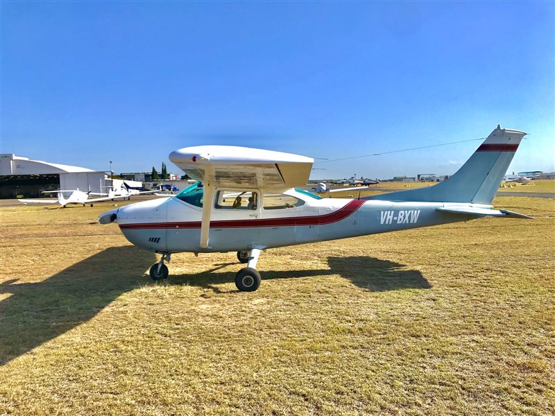 1974 Cessna 182p Aircraft