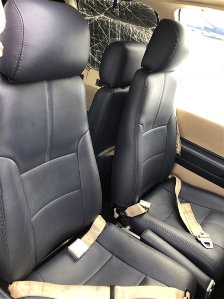 6 place blue kangaroo hide seats