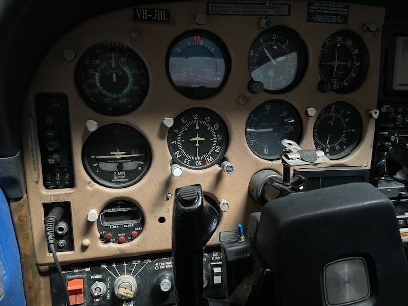 1977 Cessna 182 Q