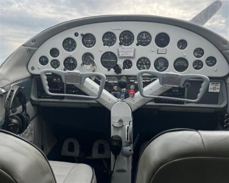 1948 Cessna 190 - 195 Businessliner