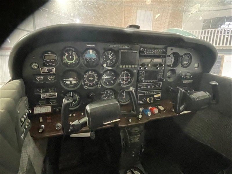 1981 Cessna 172RG Cutlass Aircraft