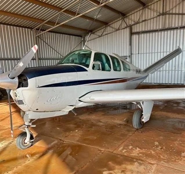 1965 Beechcraft Bonanza S35 V Tail