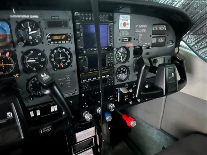 1986 Cessna 210 R