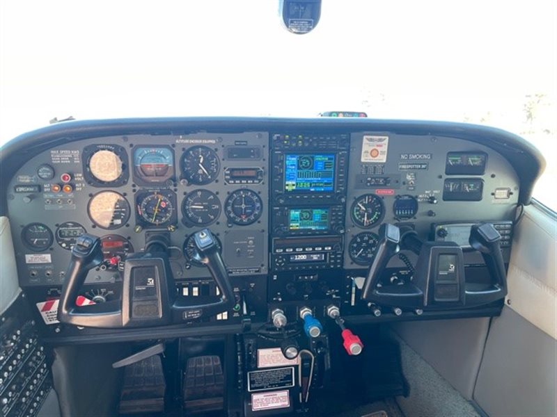 1986 Cessna 210 R