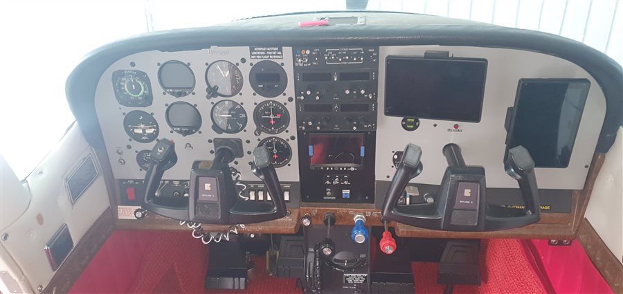 1982 Cessna 182 Skylane Aircraft