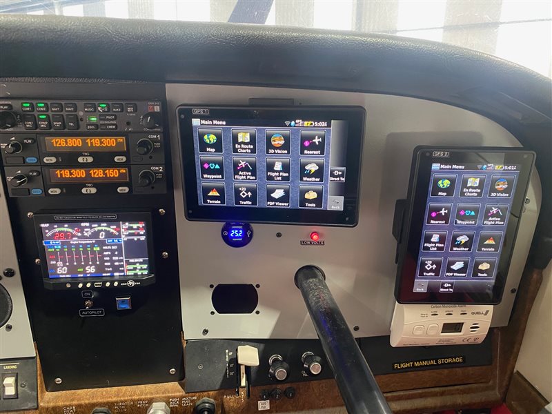 1982 Cessna 182 Skylane Aircraft