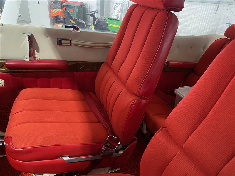 1982 Cessna 182 Skylane Aircraft