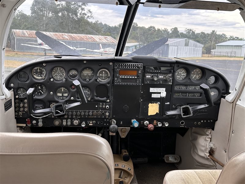 1968 Piper Cherokee 6 Aircraft