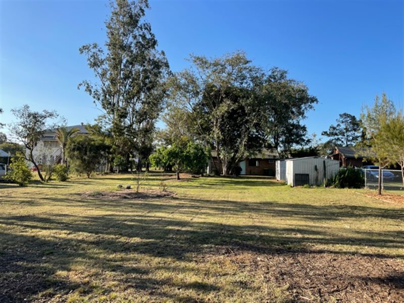 Property - House and land adj to Boonah airfield