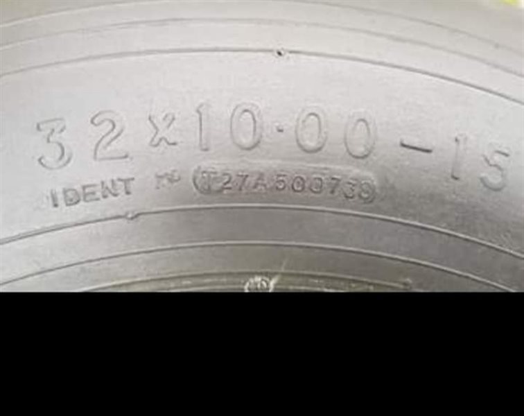 Wheels and Fairings - Dunlap tyres 15x10x32