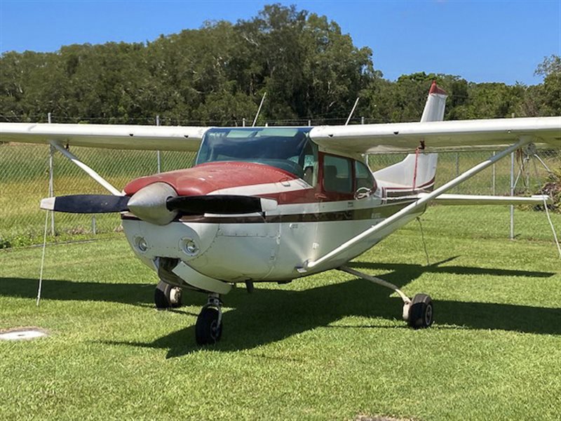 1979 Cessna R182-RG Skylane PROJECT AIRCRAFT Complete with Books