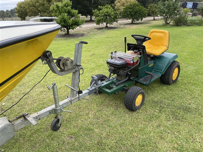 Ground Support Equipment - Aircraft Tug and Tow Bar - Push or Pull