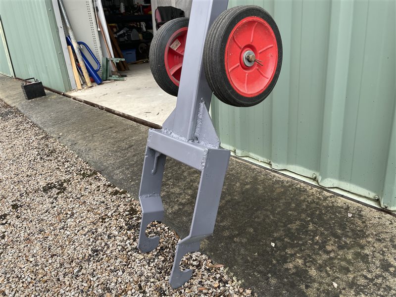 Ground Support Equipment - Aircraft Tug and Tow Bar - Push or Pull