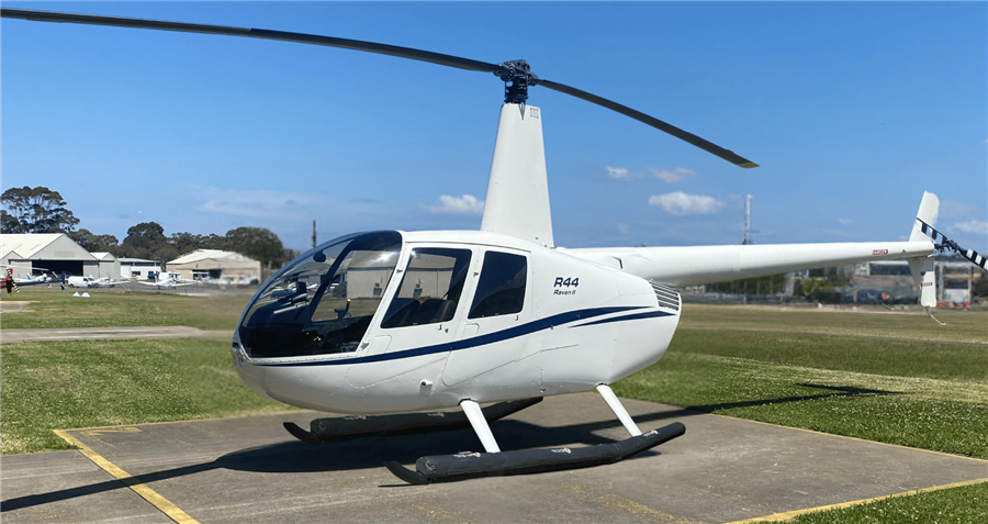 2025 Robinson R44 Clipper II - with pop out floats