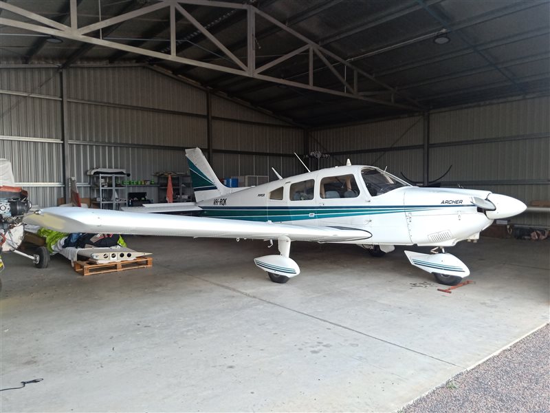 1975 Piper Archer Aircraft
