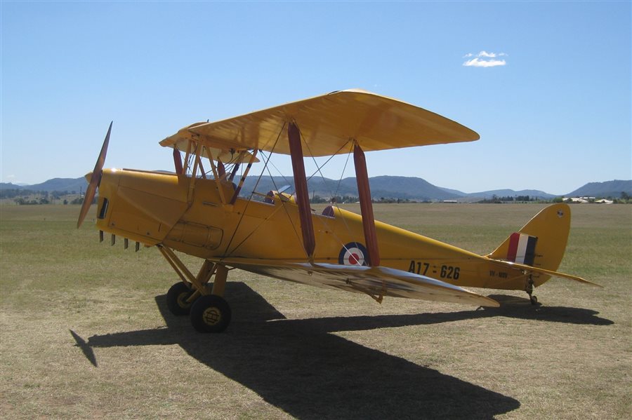 1941 De Havilland Tiger Moth Aircraft