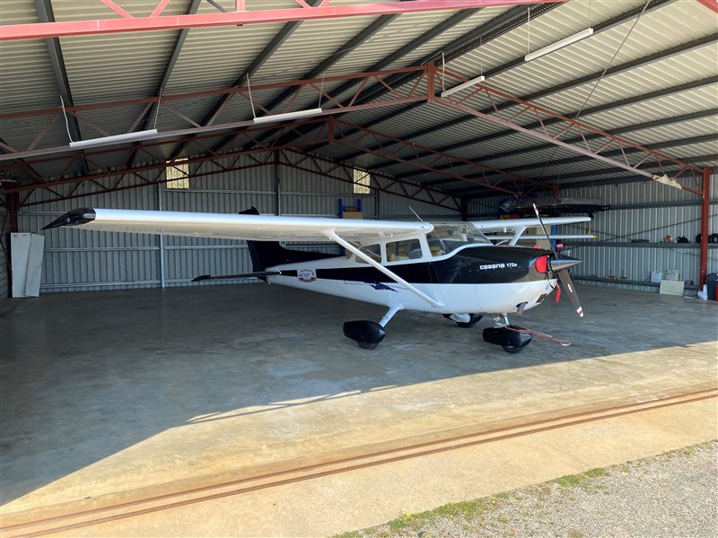 1974 Cessna 172 Skyhawk Aircraft