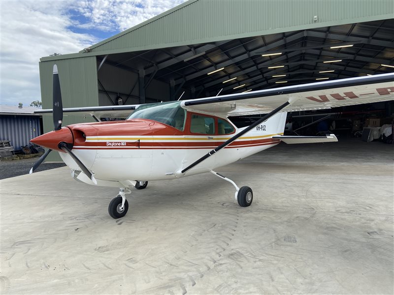 1981 Cessna 182RG SKYLANE