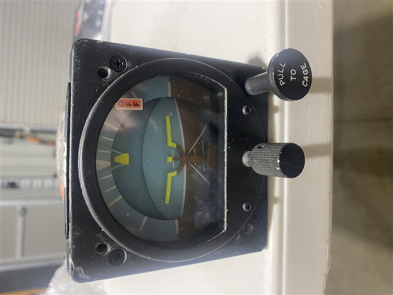 Avionics  - R C Allen 28volt electric AH