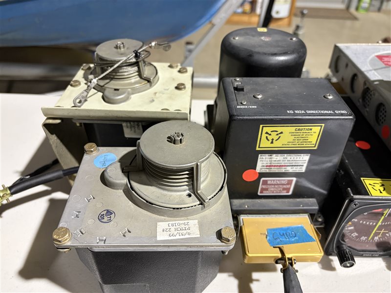 Avionics  - Bendix King KFC 225 Auto Flight control system