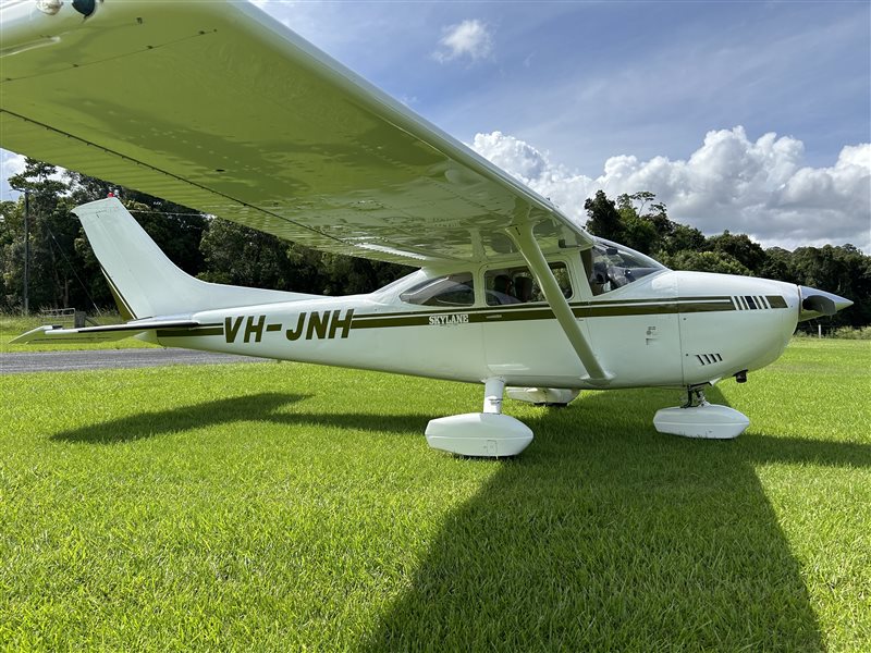 1977 Cessna 182 Skylane Aircraft